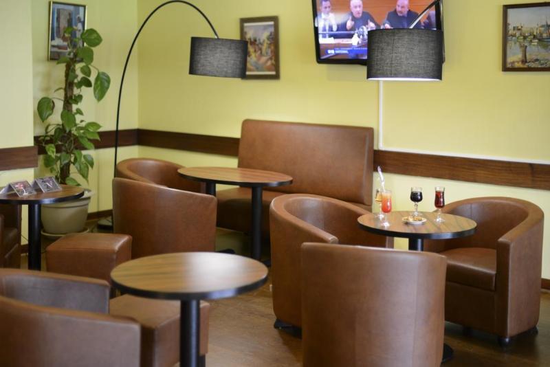 Logis Hotel Restaurant Le Sainte Mere Екстериор снимка
