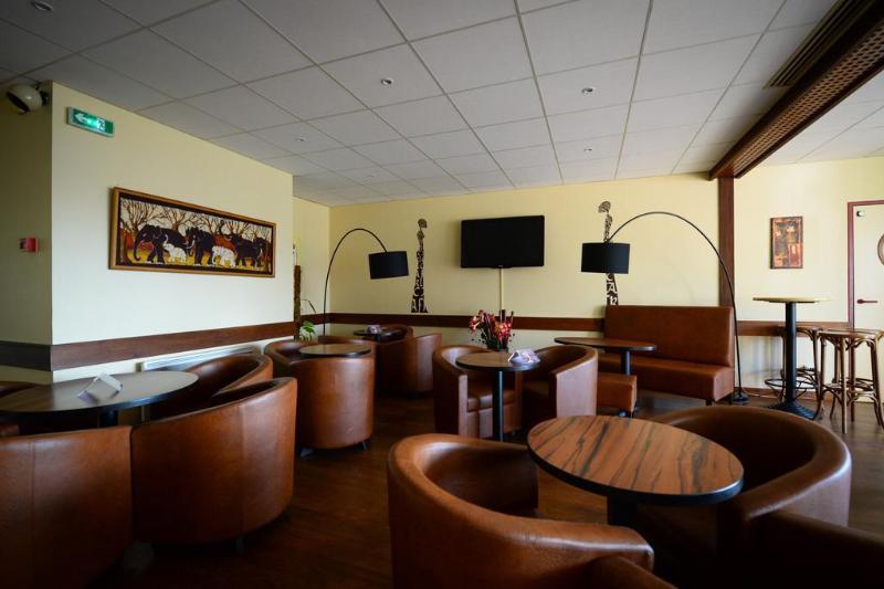 Logis Hotel Restaurant Le Sainte Mere Екстериор снимка