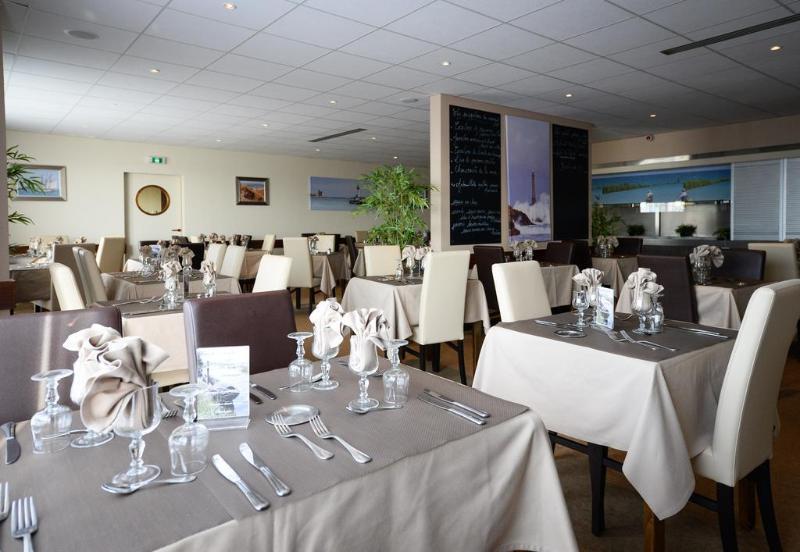 Logis Hotel Restaurant Le Sainte Mere Екстериор снимка