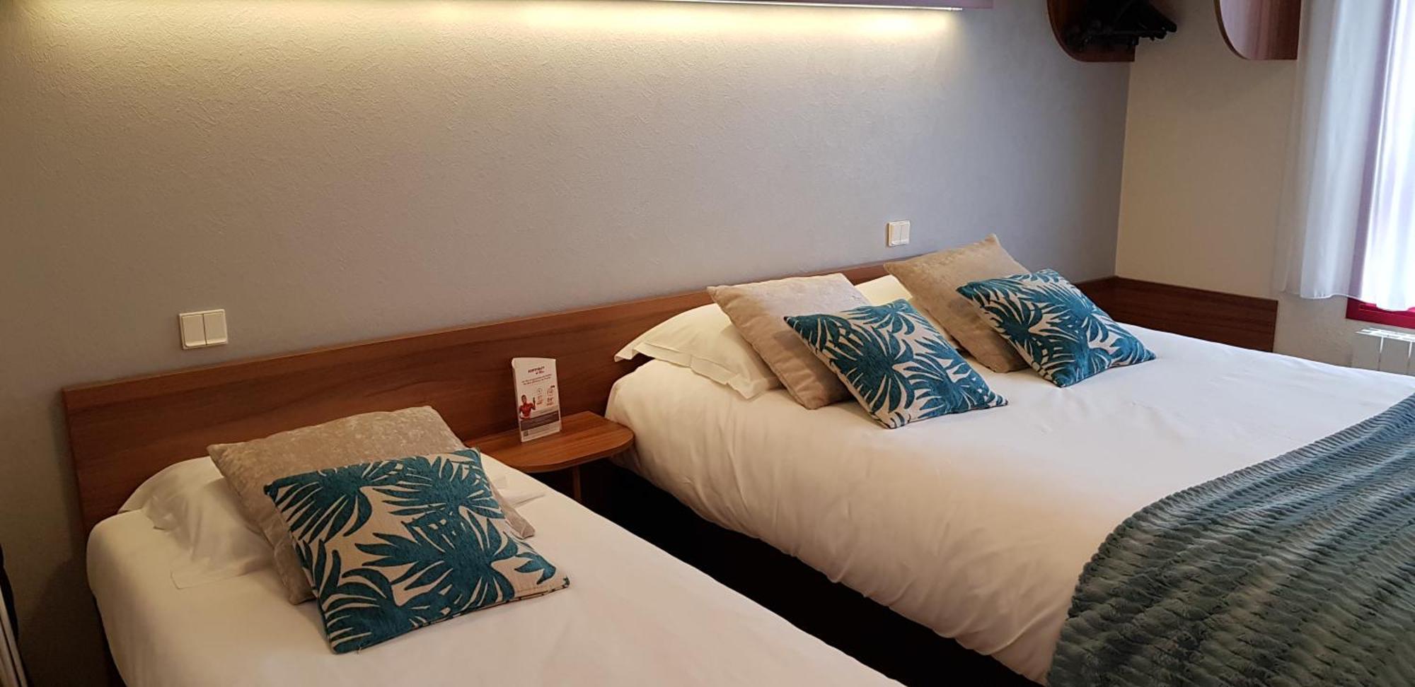 Logis Hotel Restaurant Le Sainte Mere Екстериор снимка