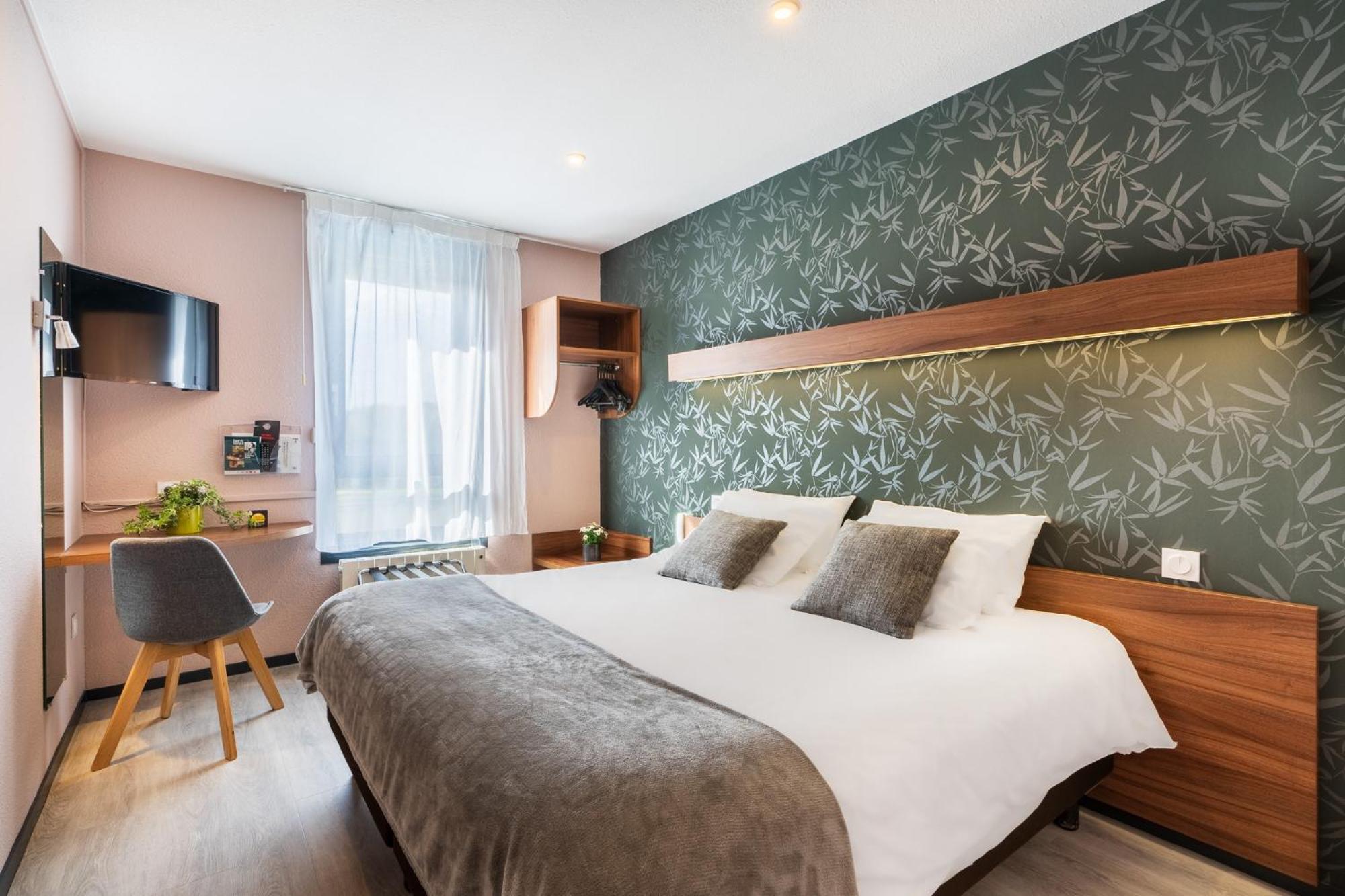 Logis Hotel Restaurant Le Sainte Mere Екстериор снимка
