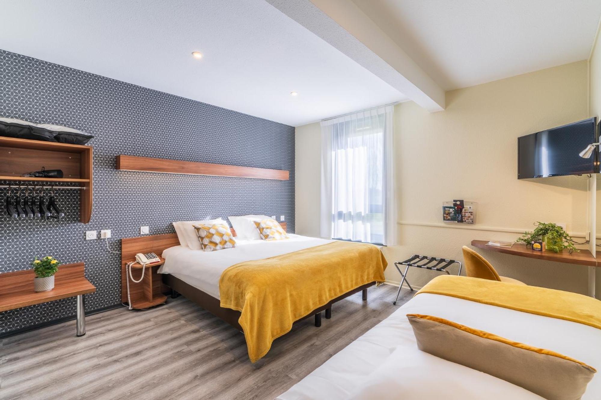 Logis Hotel Restaurant Le Sainte Mere Екстериор снимка