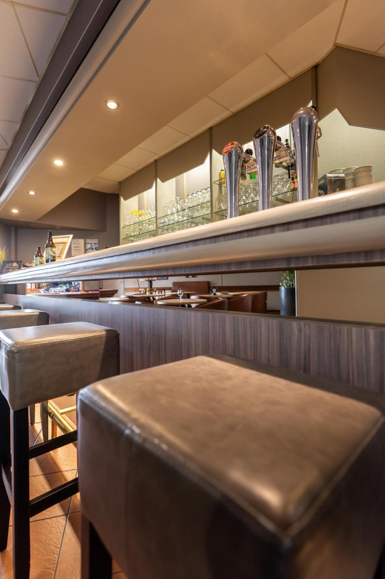Logis Hotel Restaurant Le Sainte Mere Екстериор снимка