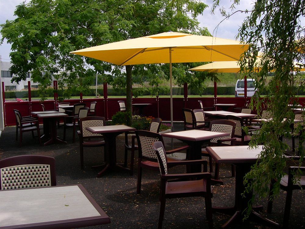 Logis Hotel Restaurant Le Sainte Mere Екстериор снимка